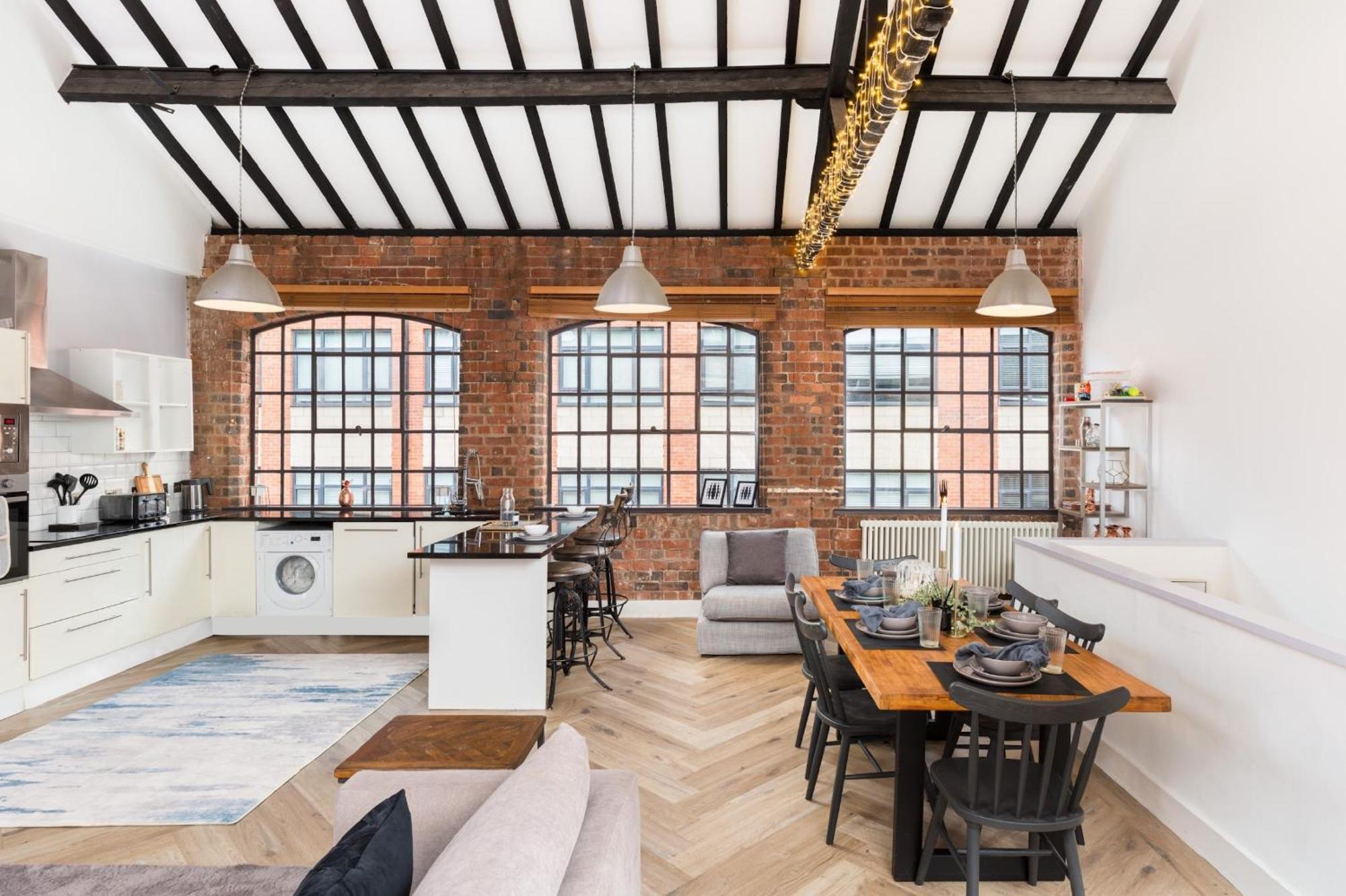 High End Luxury Townhouse In Jq, 4 Bedrooms, Flat Screen Tv In All Rooms, Free Parking, Near Birmingham City Centre Deposit Required Екстер'єр фото
