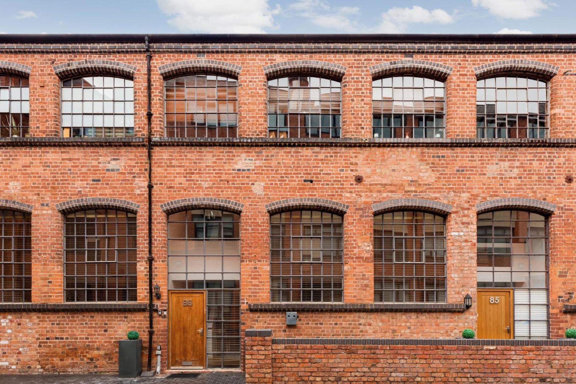 High End Luxury Townhouse In Jq, 4 Bedrooms, Flat Screen Tv In All Rooms, Free Parking, Near Birmingham City Centre Deposit Required Екстер'єр фото